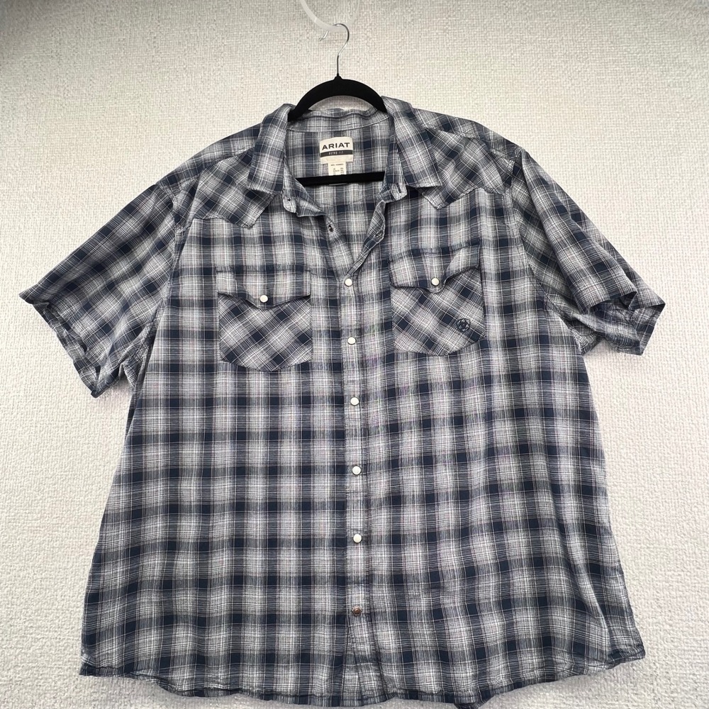 Ariat Men's Short Sleeve Blue Gray Plaid Button-Down Shirt
